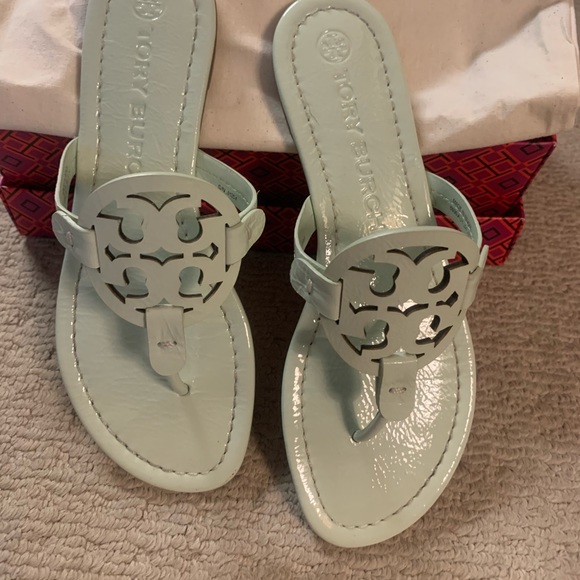 Tory Burch Miller Sandals Sz 8.5 NIB - Picture 2 of 5